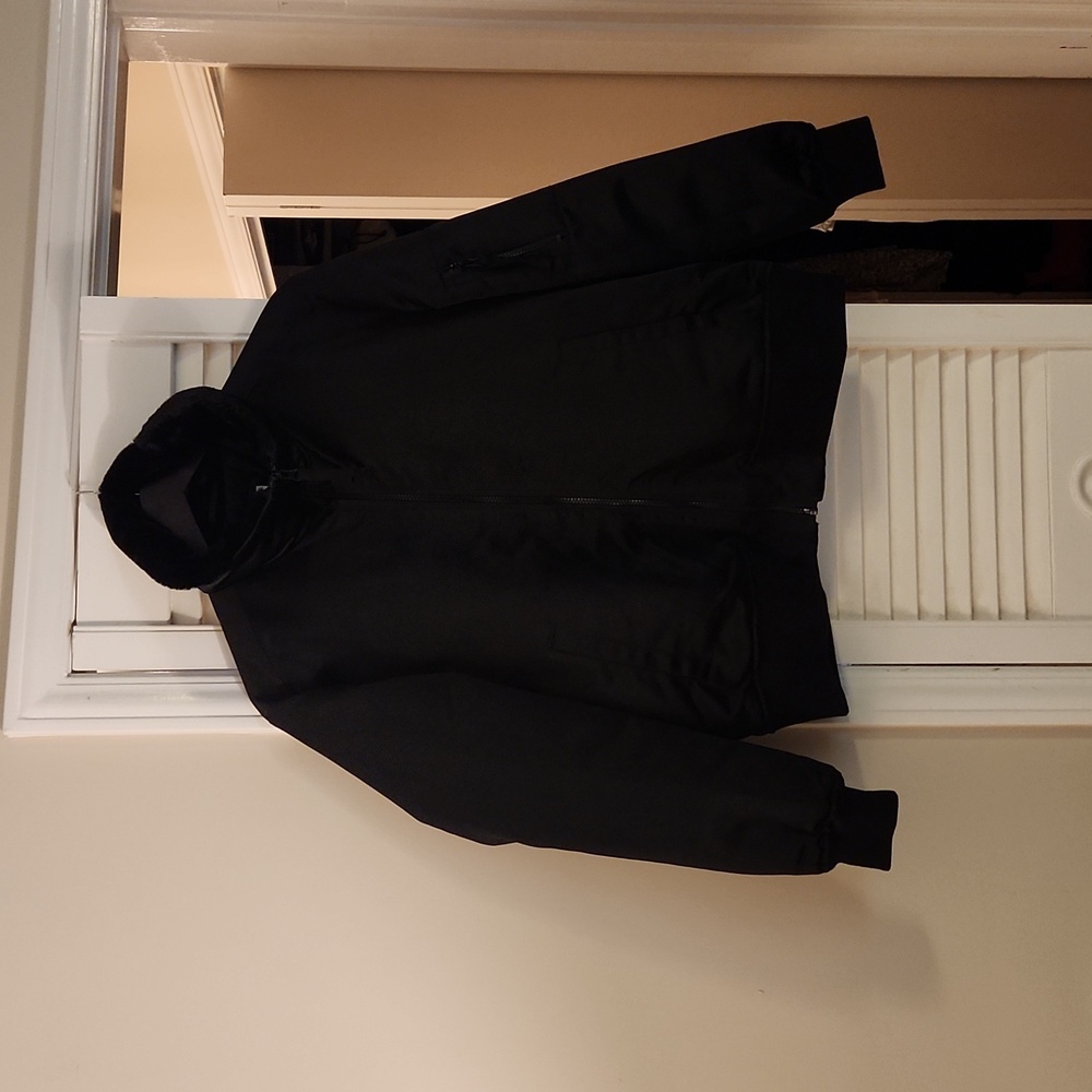 Black Gap bomber jacket with fake fur collar